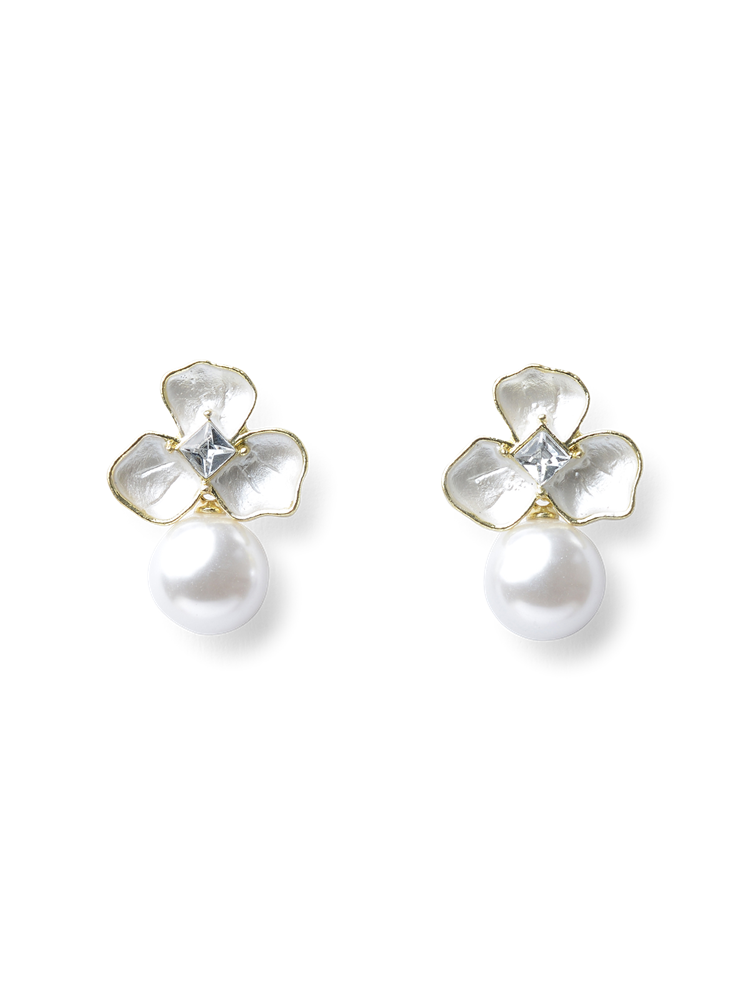 Dakota Ivory Pearl Earrings