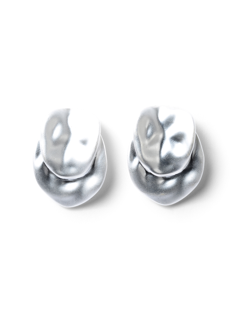 Ash Silver Brushed Earring