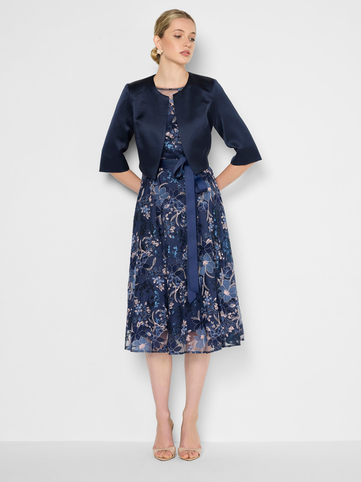 Carina Navy Bolero