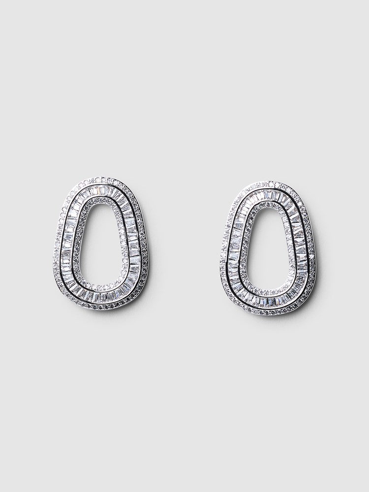 Levi Oval Crystal Earrings