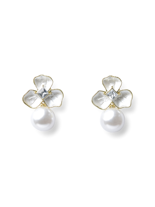 Dakota Ivory Pearl Earrings