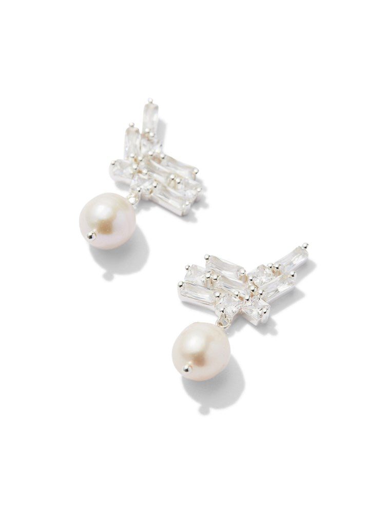 Essex Earrings by Montique