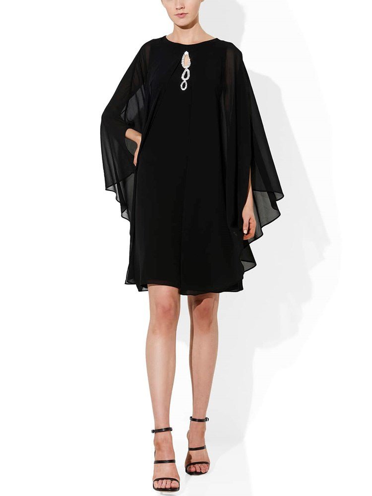 Sasha Black Cape by Montique